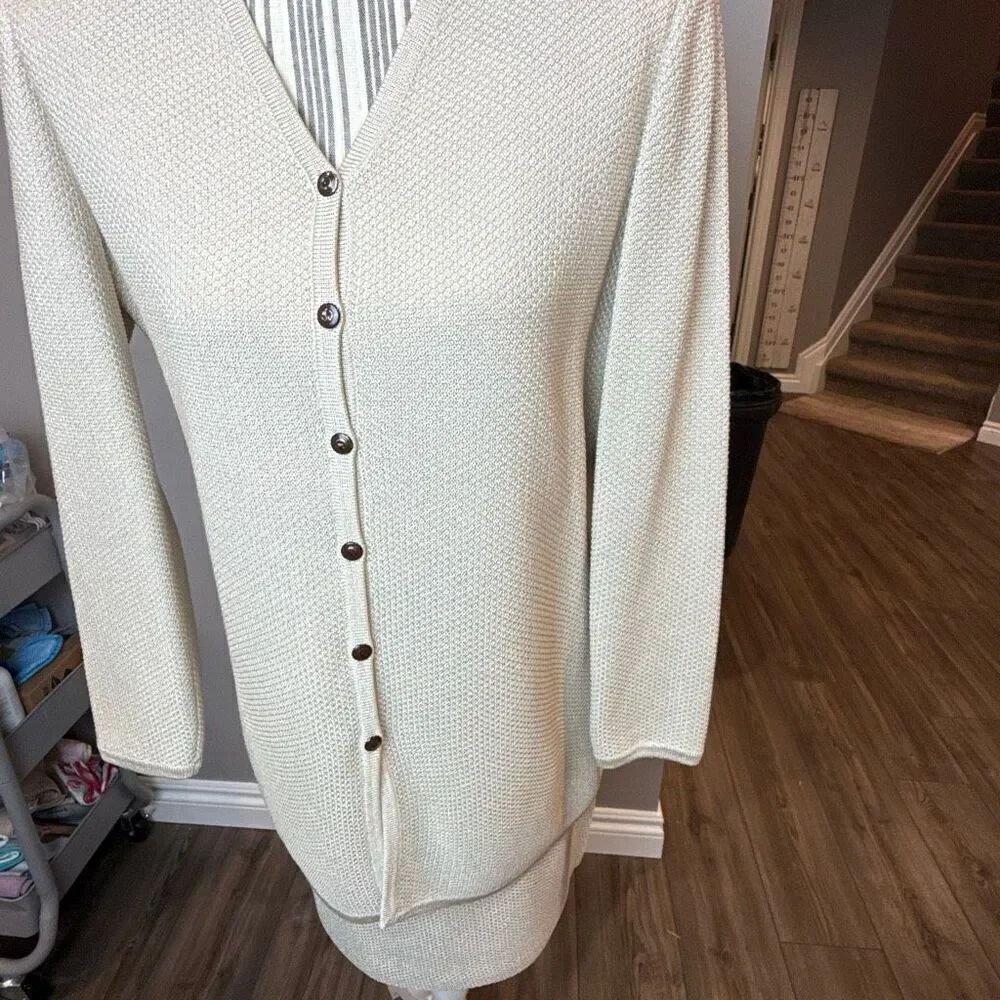ST. JOHN Marie Grey Beige Gold Thread 2 Piece Sweater Skirt Suit 4